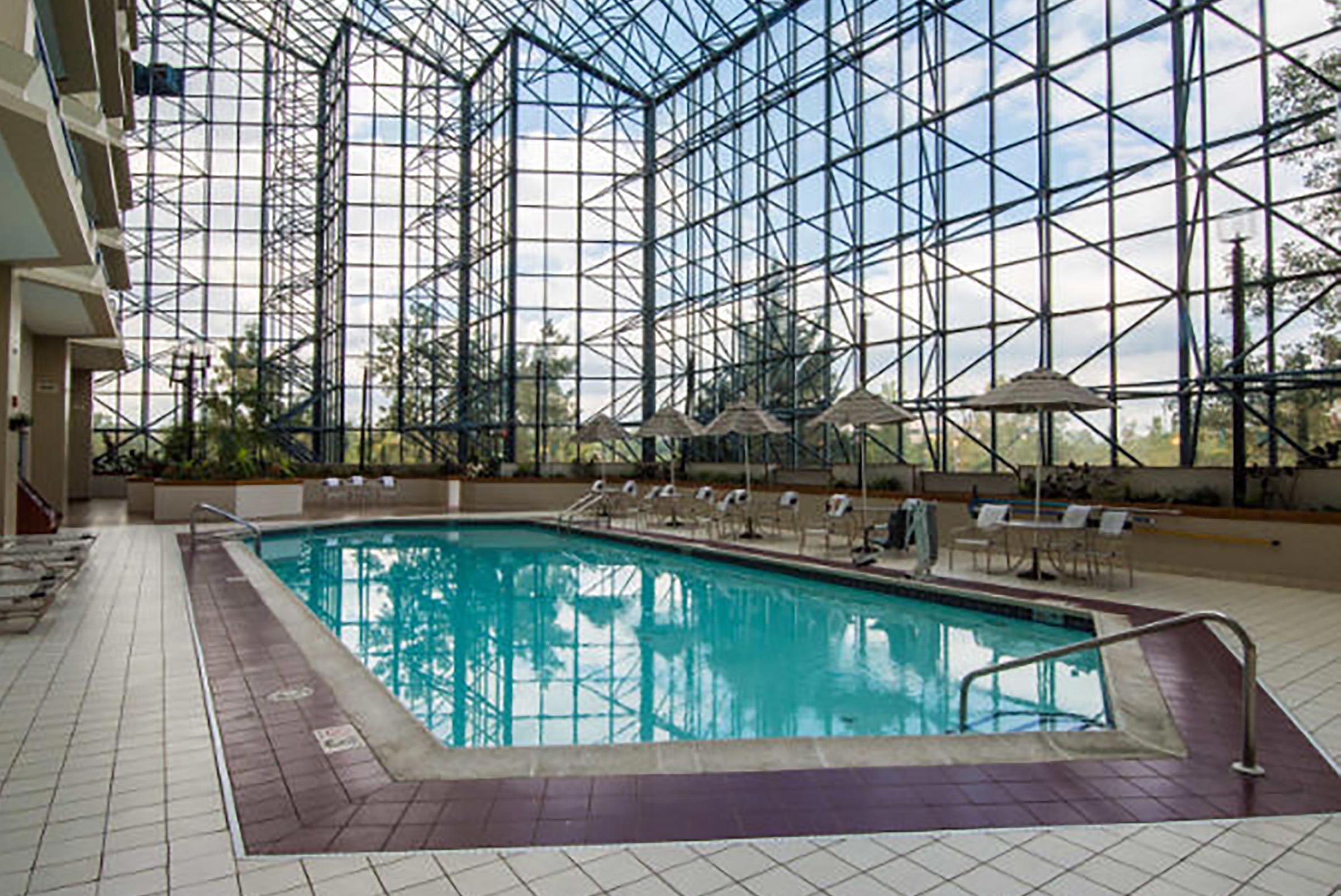 11 lindas piscinas de aeroporto para conferir em sua próxima escala 