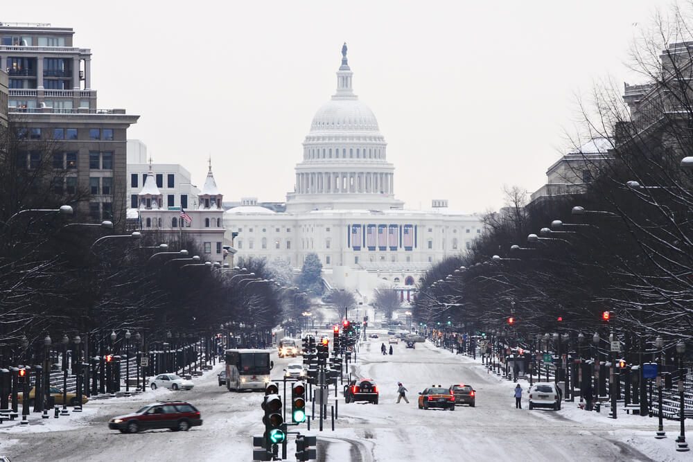 8 increíbles viajes por carretera en invierno para planificar ahora mismo 