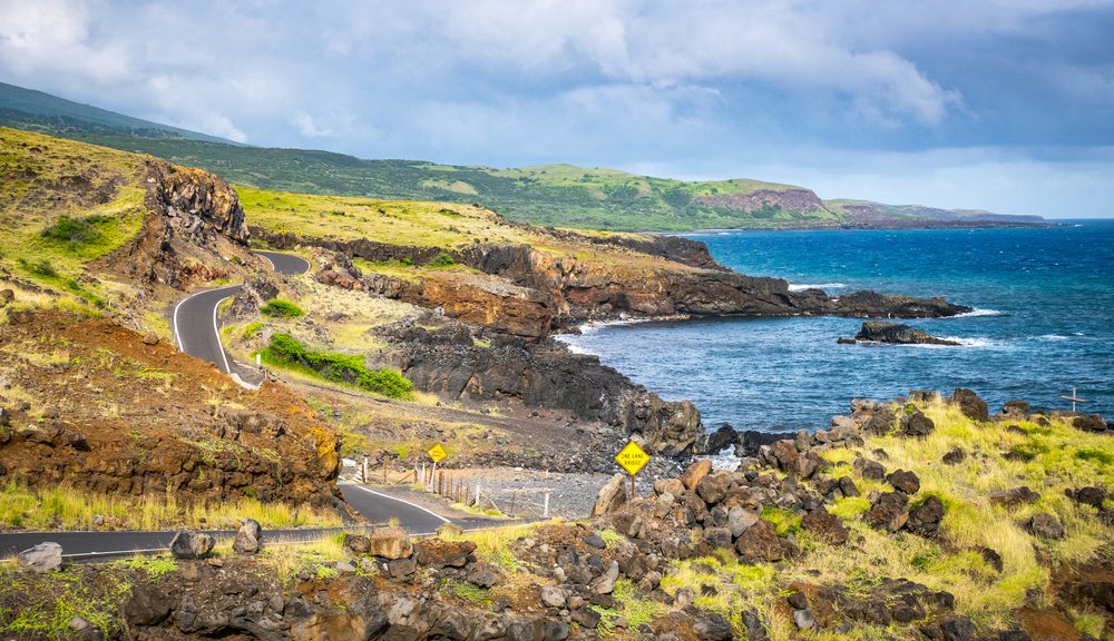 一人で旅行するのに最適な（そして最も安全な）15の場所 