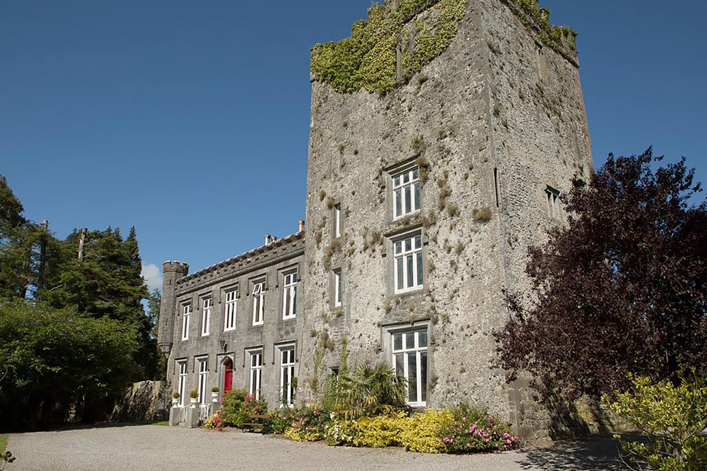 15 castillos irlandeses de cuento de hadas en los que te puedes quedar 