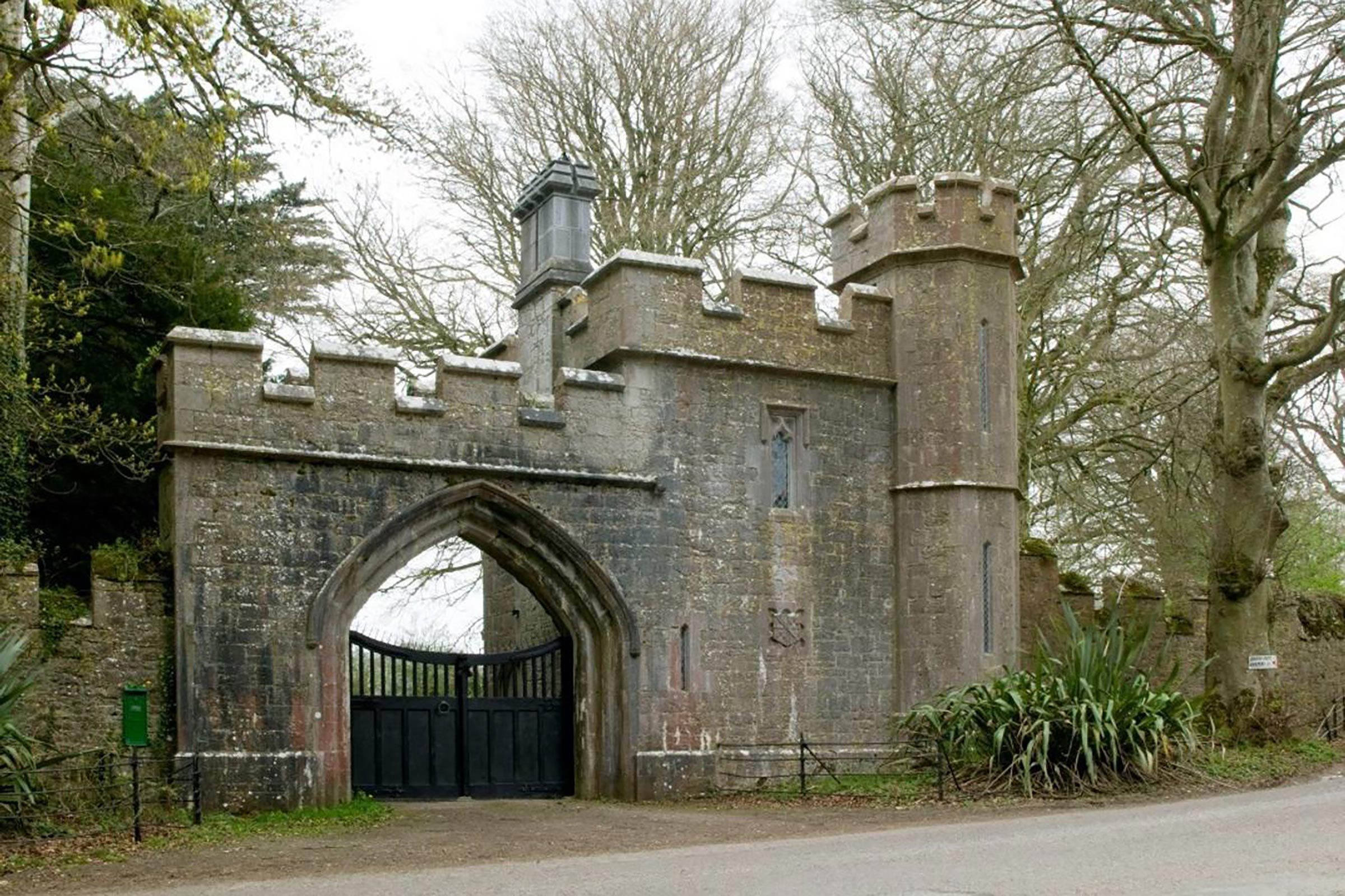 15 châteaux irlandais de conte de fées dans lesquels vous pouvez réellement séjourner 