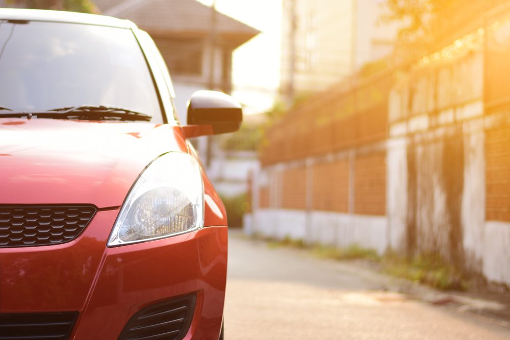 Evite essas 8 taxas ocultas para economizar dinheiro em aluguel de carros 