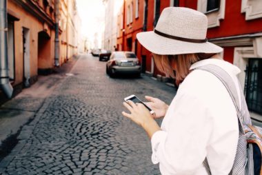 9 maneiras fáceis de usar seu telefone internacionalmente - que não custam uma fortuna 