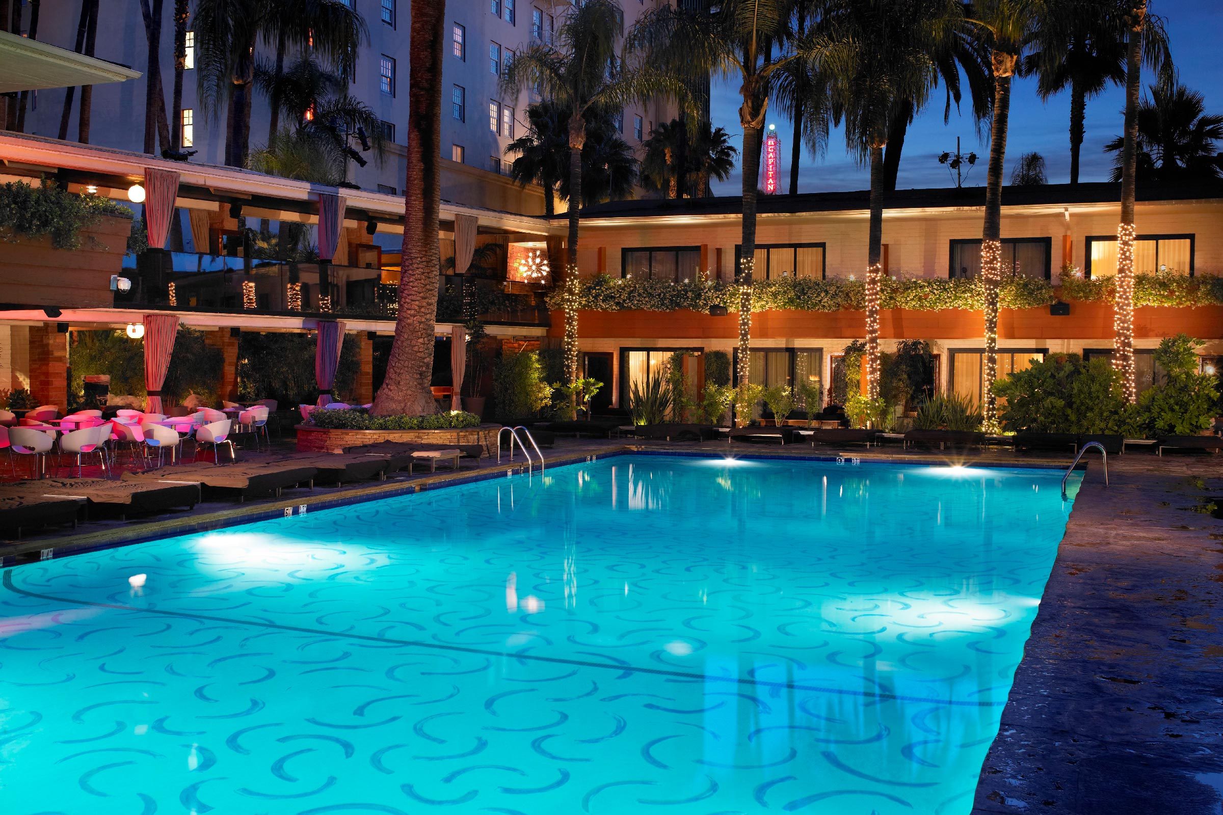 Les piscines d hôtel les plus extravagantes du monde 