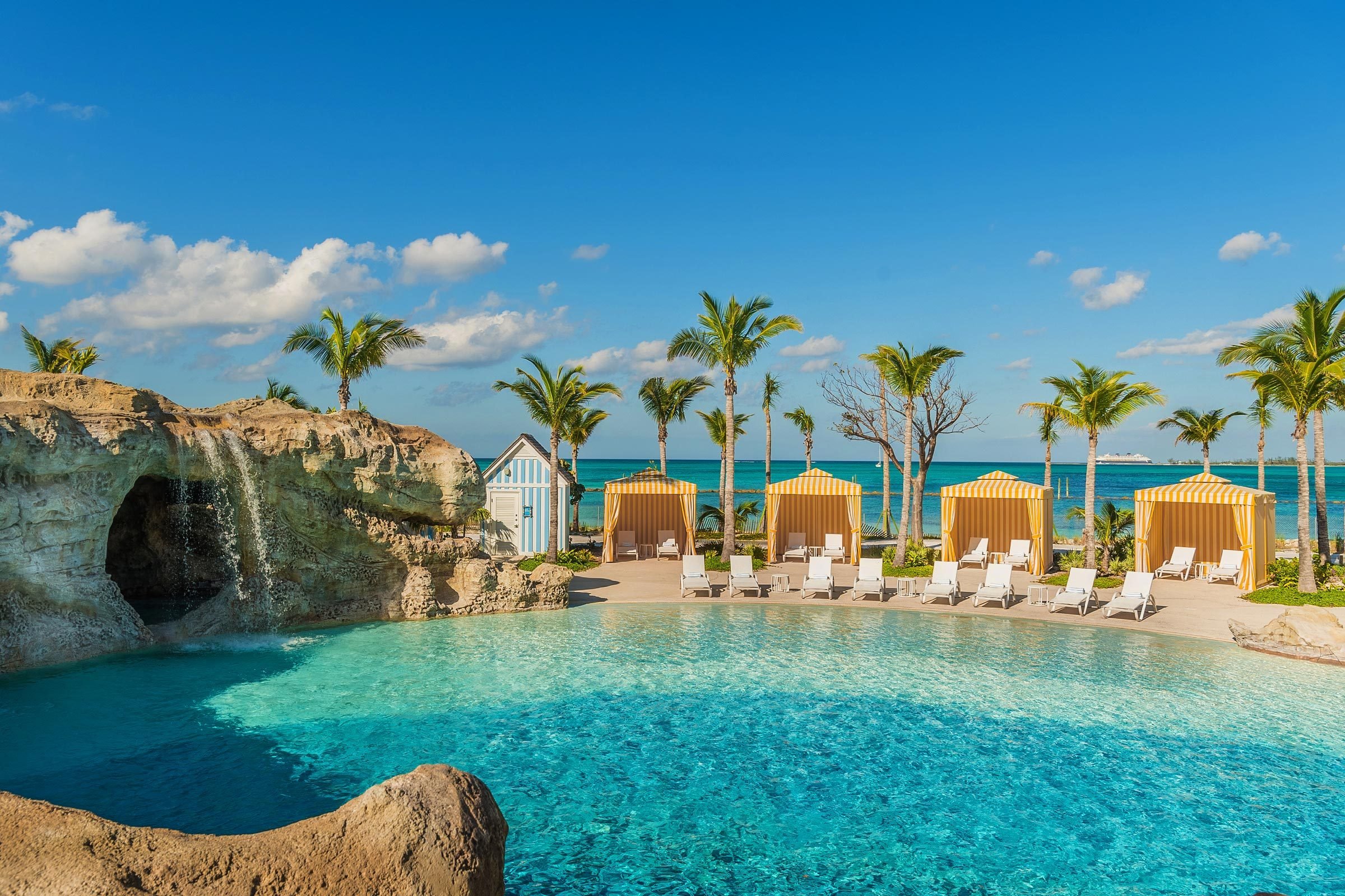 Las piscinas de hotel más extravagantes del mundo 