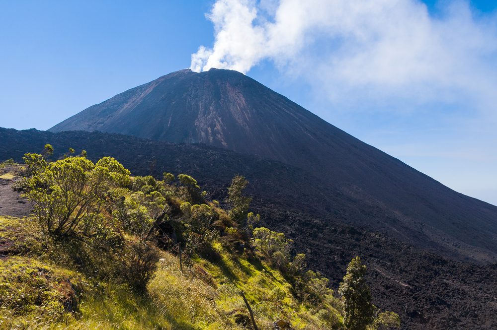 13 volcanes activos que puedes visitar 
