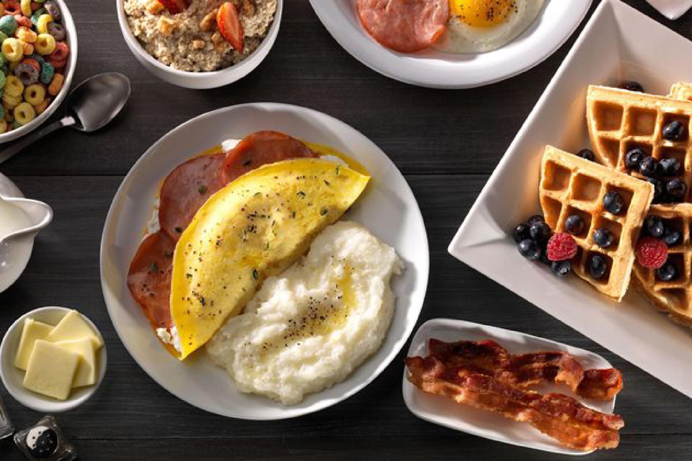 15 hoteles que ofrecen un desayuno caliente gratis 