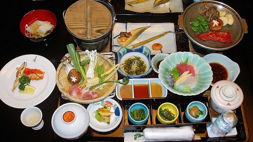 Modales japoneses en la mesa 